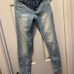 Light Blue Girl's Wallflower Jeans